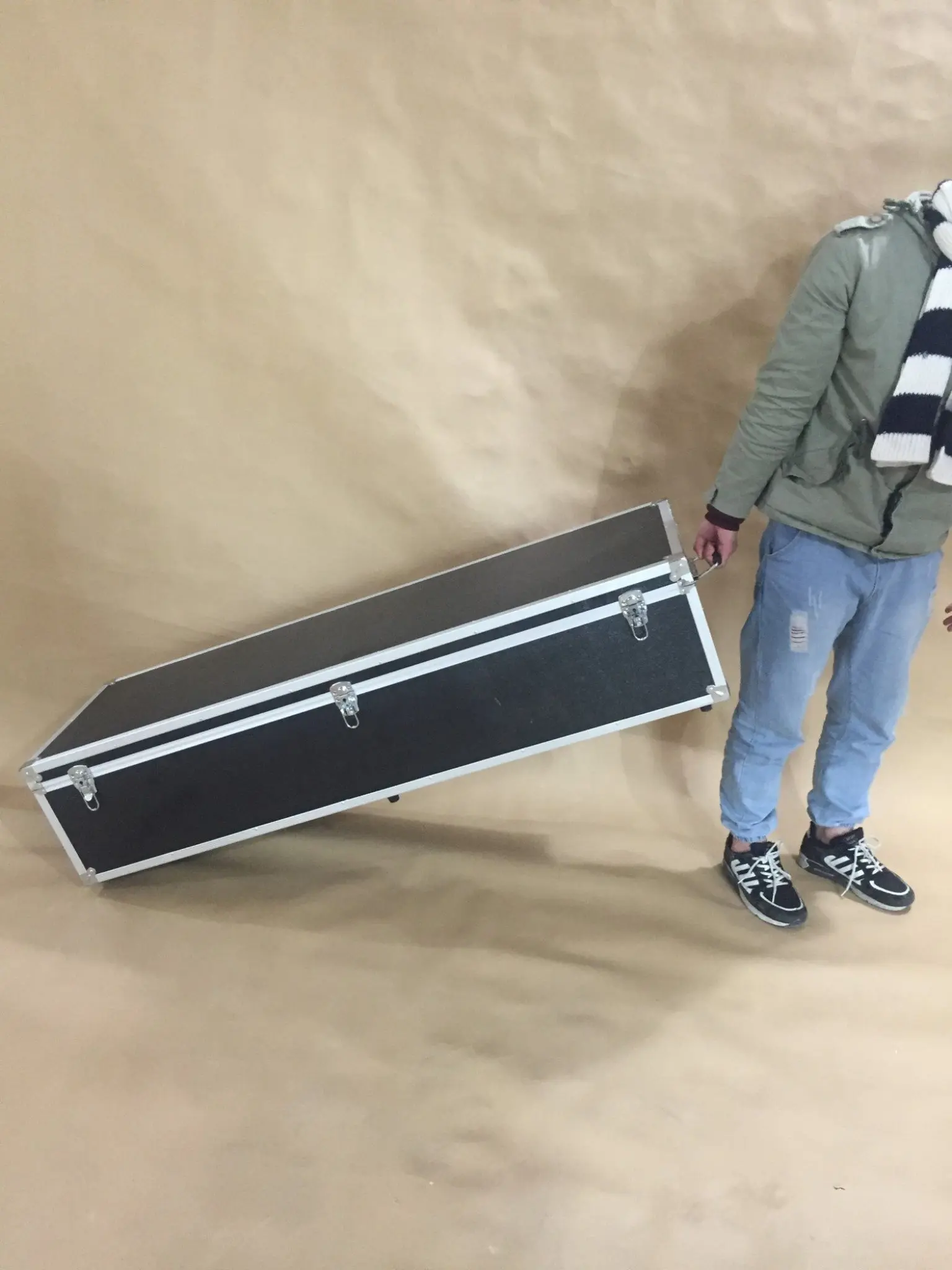 Premium Sex Doll Case - Image 17